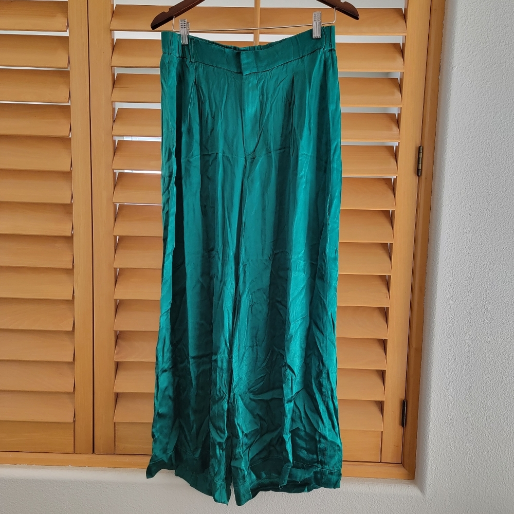 FREE PEOPLE | Good Days Satin Trouser in Emerald SMALL